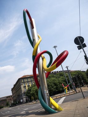Cadorna Meydanı 'nda iğne hattı ve düğüm Milan