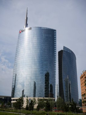 Milan ofis bölgesi, Unicredit Kulesi