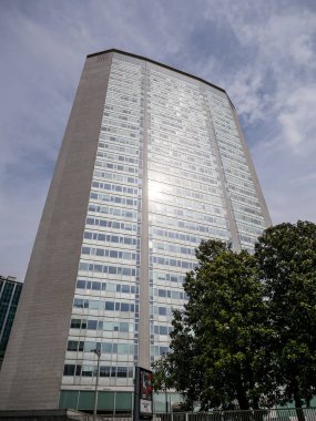 Mimar Gio Ponti Pirelli gökdelen