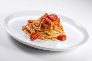 Domates soslu spagetti.