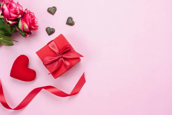테이블 발렌타인 개념의 이미지 초콜릿 모양과 Paper Copy — 스톡 사진