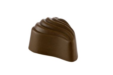 Beyaz arka plana farklı çikolata şekeri düşmesi