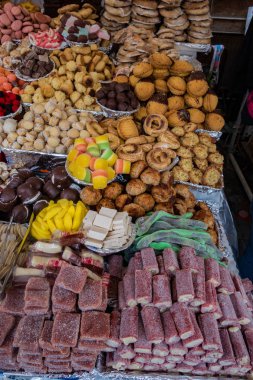 Ekvador 'daki Corpus Christi kutlamasında geleneksel şekerler