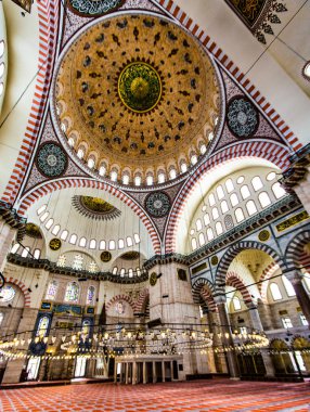 Istanbul, Türkiye - 2 Nisan 2016: İç Sultanahmet Camii
