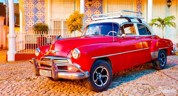 Trinidad Cuba Noviembre 2017 Chevrolet Red Classic 1950 Está Estacionado — Foto de Stock