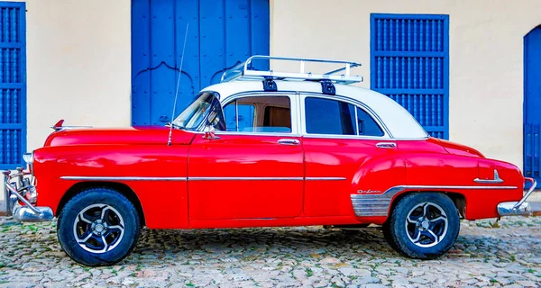 Trinidad Cuba Noviembre 2017 Chevrolet Red Classic 1950 Está Estacionado — Foto de Stock