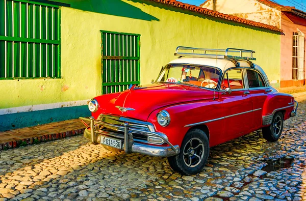 Trinidad Cuba Noviembre 2017 Chevrolet Red Classic 1950 Está Estacionado — Foto de Stock