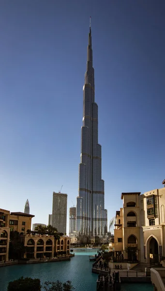 ブルジュ ハリファは世界で Talled の建物 160 階建てで 2008 年に完成したドバイ アラブ首長国連邦 2018 — ストック写真