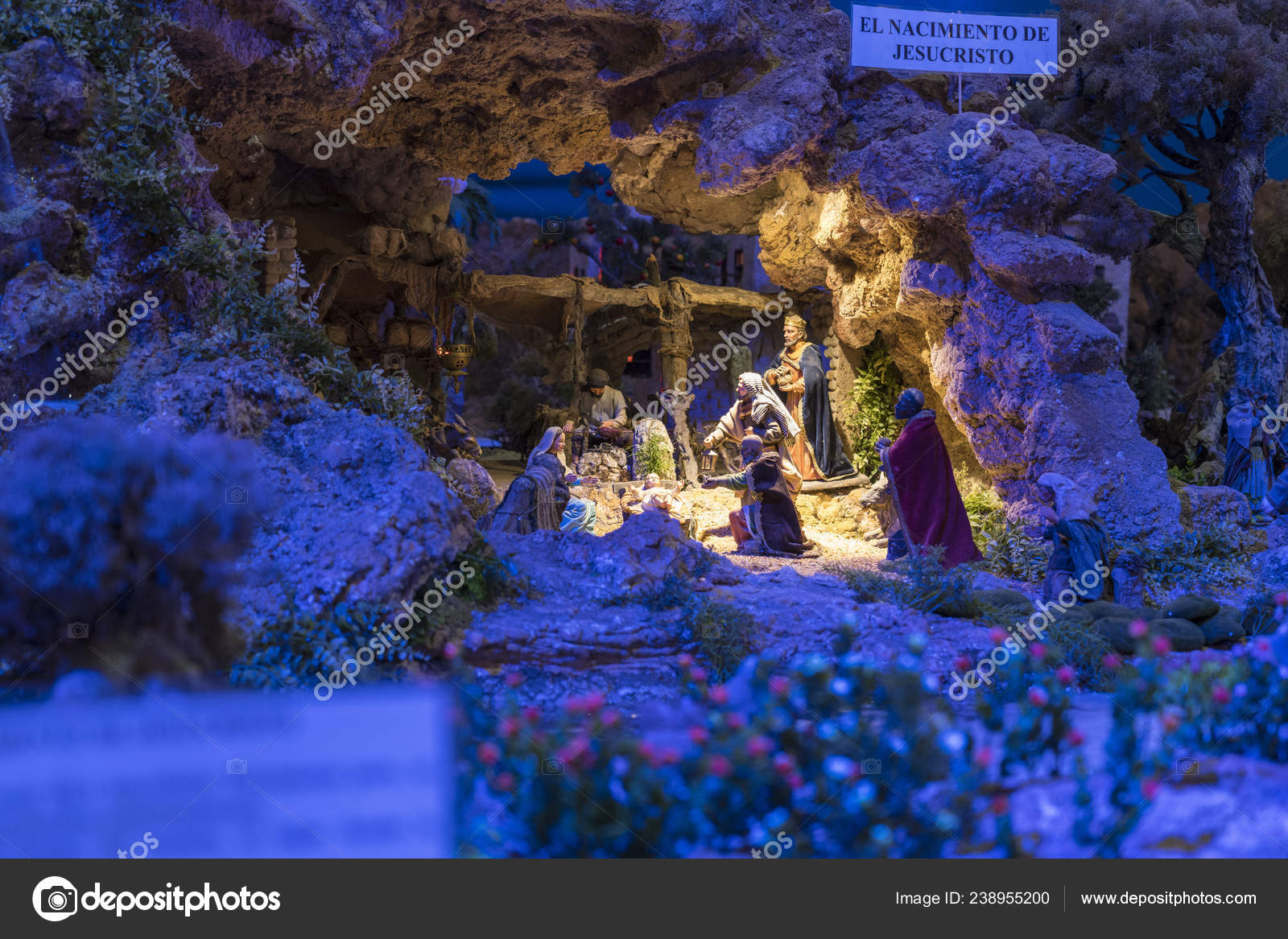 厄瓜多尔昆卡 19年1月3日 南美洲最大的动画耶稣诞生场景 图库社论照片 C Mindstorm