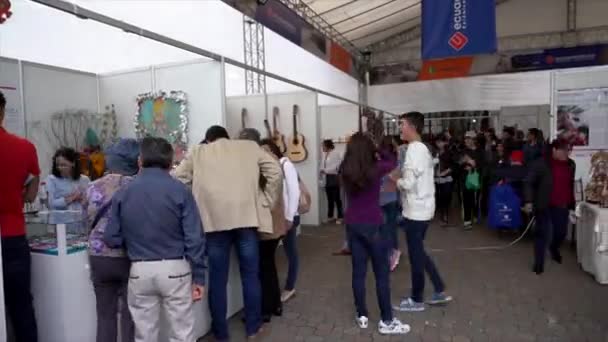 Cuenca Équateur 20181003 Festival Fête Indépendance Cuenca Timelapse Pan Busy — Video
