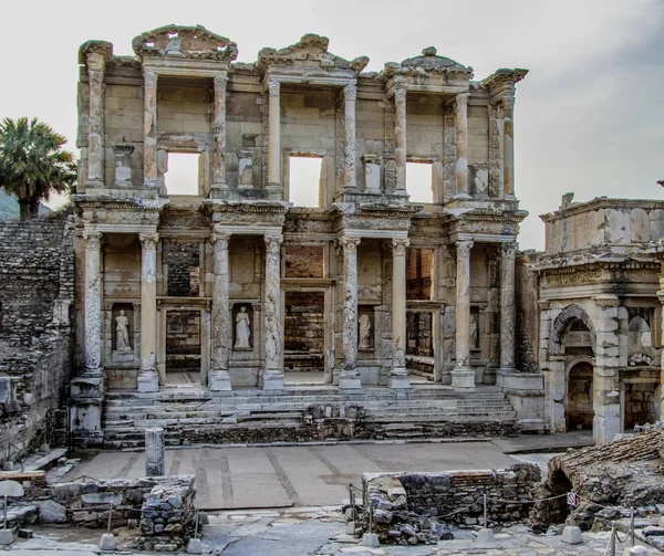 Ephesus Törökország Könyvtárának Ősi Romjai — Stock Fotó