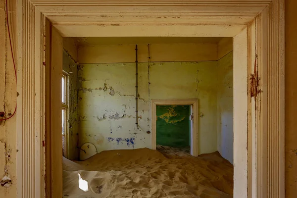 Sand Ist Diese Räume Kolmanskoppe Namibia Eingedrungen Und Hat Sie — Stockfoto