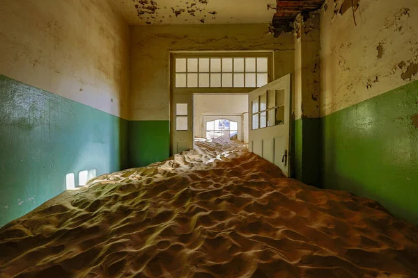 Sand Invadido Tomado Estas Habitaciones Kolmanskoppe Namibia — Foto de Stock