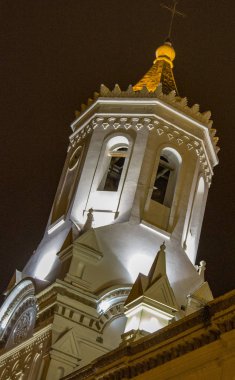 Iglesia del Cenaculo at night