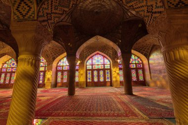 Şiraz, İran'daki Nasirolmolk Camii