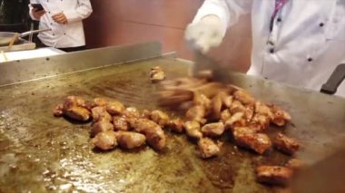 Izgara tavuk adım 2 ızgara üzerinde değişen