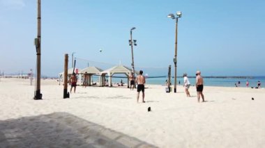 Tel Aviv, İsrail - 2019-04-27 - Plaj Voleybolu 1 - 6 erkek uzun nokta