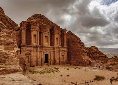 Ürdün'deki Petra Harabeleri'nde Hazine