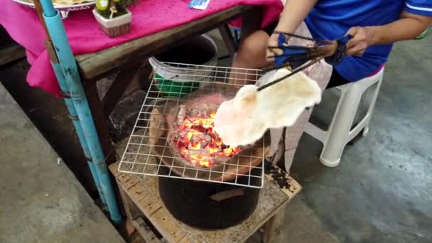 Sweet Flat Bread is Turned Rapidly Over Fire for Snack — Stok Video