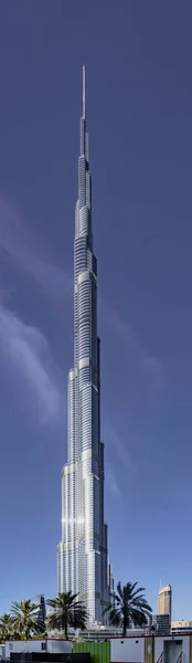 El Burj Khalifa es el edificio más alto del mundo, con 160 plantas se completó en 2008 — Foto de Stock