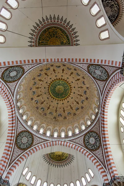 Sultanahmet Camii iç kubbeleri