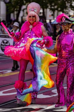 San Francisco Gay Pride Parade - Travesti yürüyüşleri