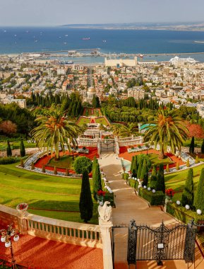 Caesarea, Israel - 2019-04-25 - Şehir silueti ve park