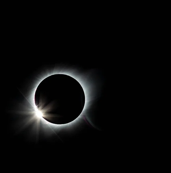 Solförmörkelse Sekunder före Totalitet Sett från Vacuna Chile den 2 juli 2019 — Stockfoto