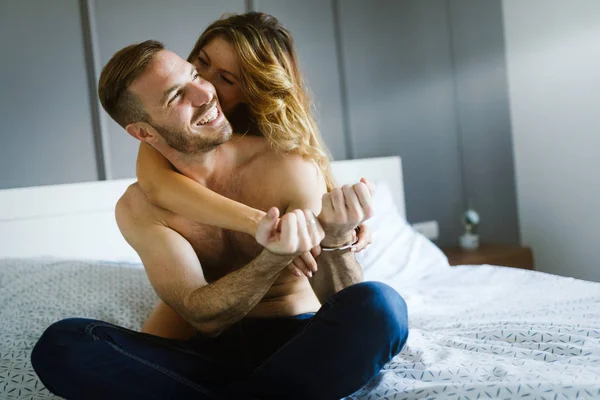 Attractive Young Couple Sharing Intimate Moments Bedroom — Stock Photo, Image