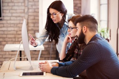 Office birlikte proje üzerinde çalışmaya Genç Mimarlar