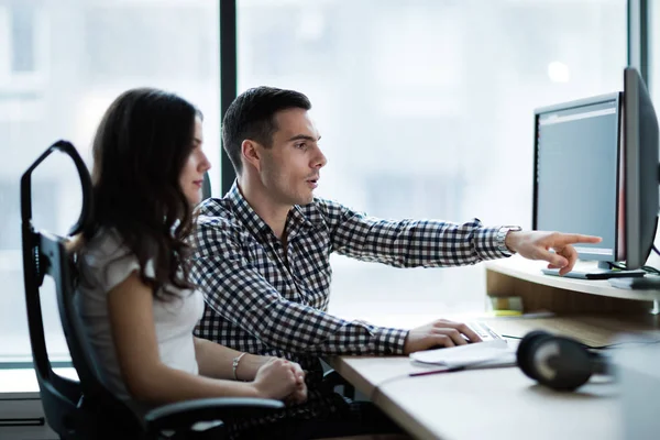 Imagen Gente Negocios Trabajando Juntos Una Empresa Oficina — Foto de Stock