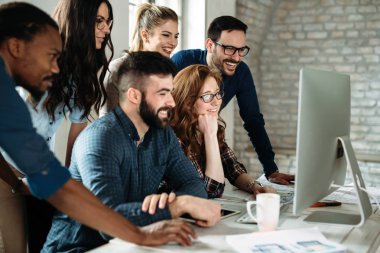 Office birlikte proje üzerinde çalışmaya Genç Mimarlar