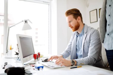 Başlangıç gol modern ofis planlama iş arkadaşları