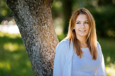 doğanın güzel esmer 