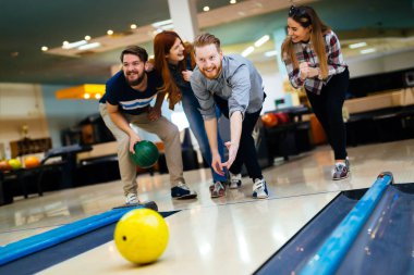 Bowling Club zevk arkadaş
