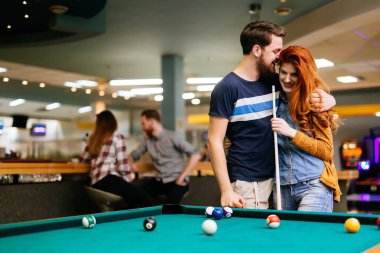 Snooker oyun ve onların ortak ile bağ arkadaşları