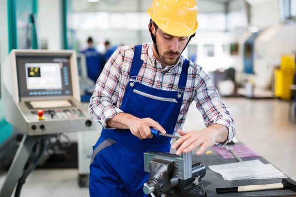 Trabajador Industrial Fábrica Que Trabaja Industria Fabricación Metal — Foto de Stock