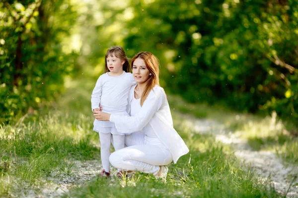 Las Personas Con Síndrome Pueden Encajar Sociedad Ser Felices Por — Foto de Stock