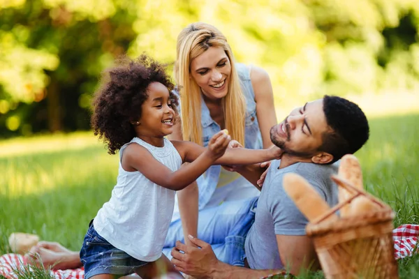 Happy Family Having Fun Time Together Picnic — Stock Photo, Image
