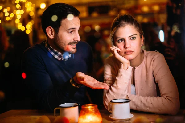Sad Young Couple Having Conflict Relationship Problems — Stock Photo, Image