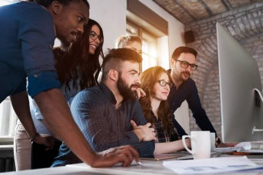 Office birlikte proje üzerinde çalışmaya Genç Mimarlar