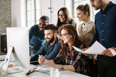 Office birlikte proje üzerinde çalışmaya Genç Mimarlar