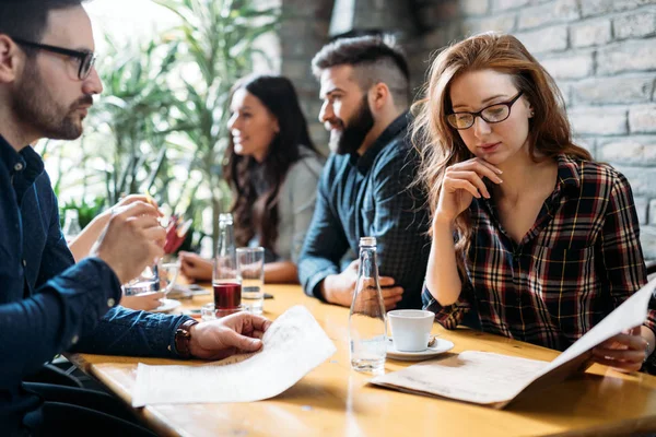 Picture Young Business Colleagues Break Cafe — Stock Photo, Image