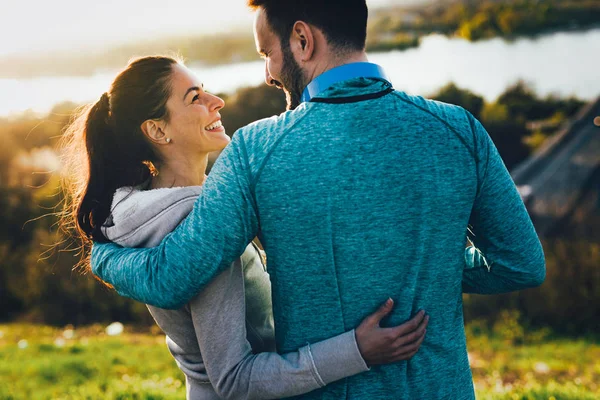 Beau Couple Jogging Dans Nature Vivant Bonne Santé — Photo