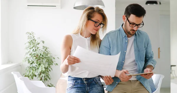 Gruppo Architetti Uomini Affari Che Lavorano Insieme Fanno Brainstorming — Foto Stock