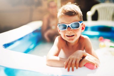 Mutlu çocuk zevk yaz saati 