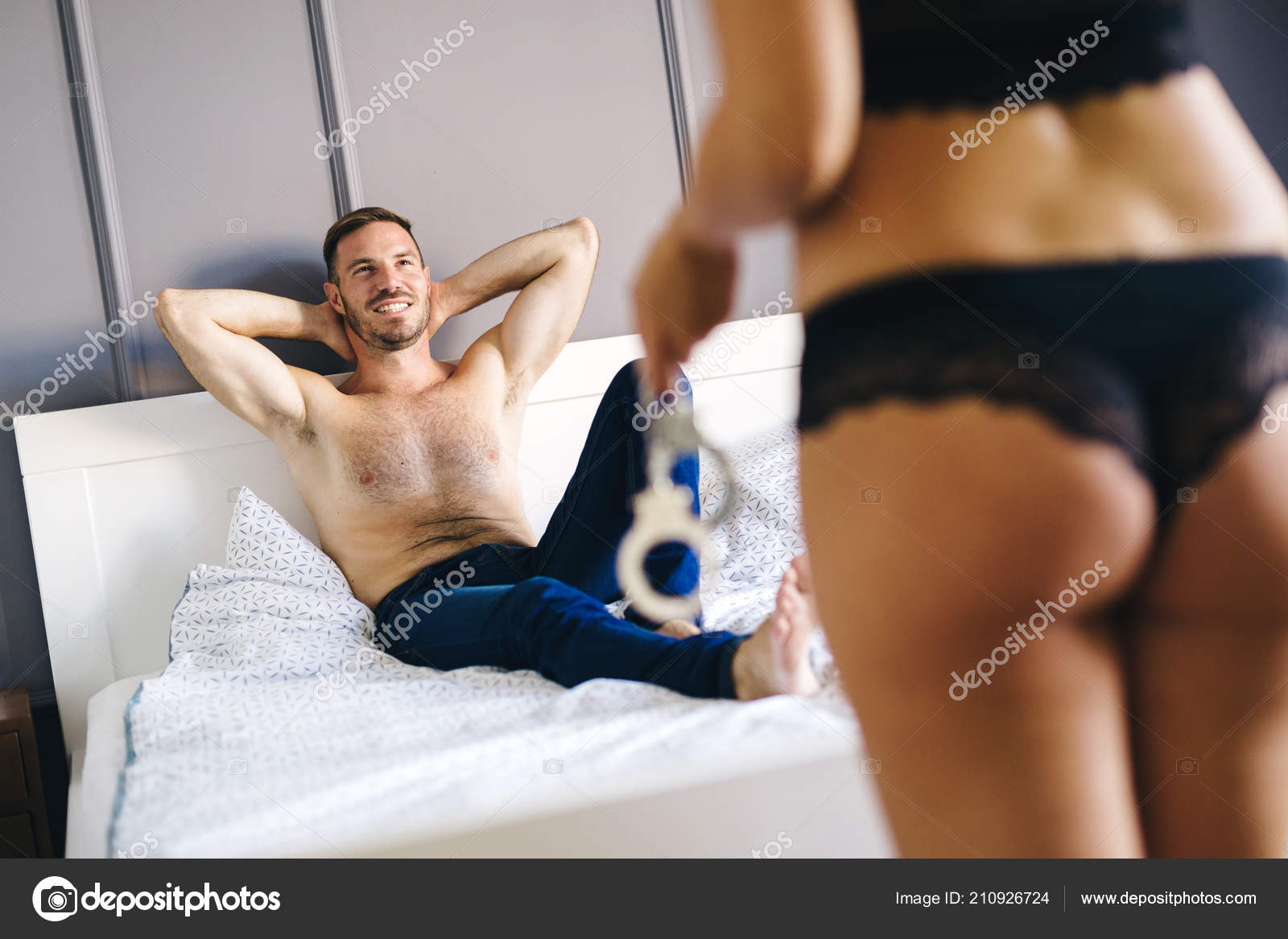 Sexy Frau Immer Bereit Für Sex Schlafzimmer Mit Ihrem Liebhaber Foto