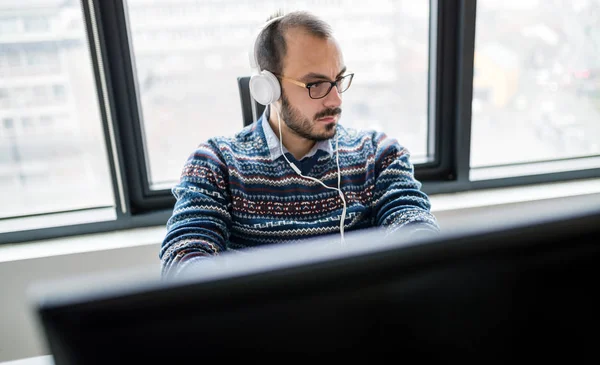 Szoftvermérnök Programozás Munkahelyen — Stock Fotó