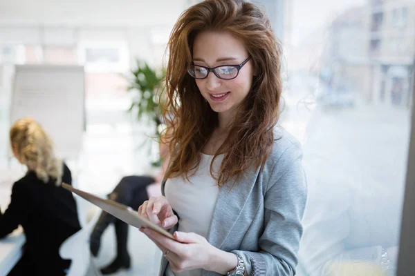 Portrait Happy Smiling Beautiful Business Woman Holding Tablet — Stock Photo, Image