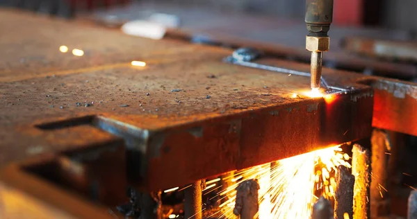 Haute Précision Cnc Coupe Gaz Tôle Dans Usine Industrie Métallique — Photo